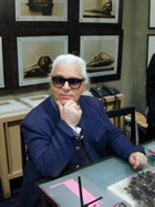 Karl Lagerfeld: mucizeler bir yorulmaz üreticisi