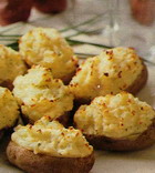 Potato baskets with cheese